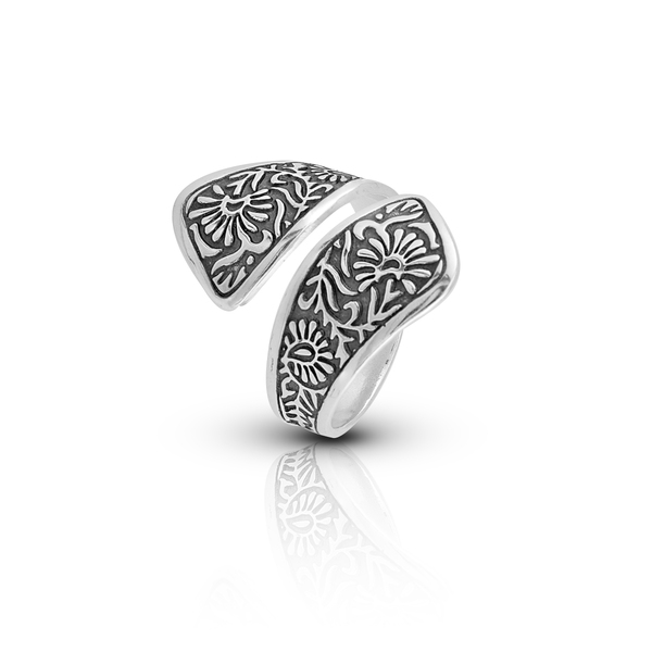 Silver ring 1536546