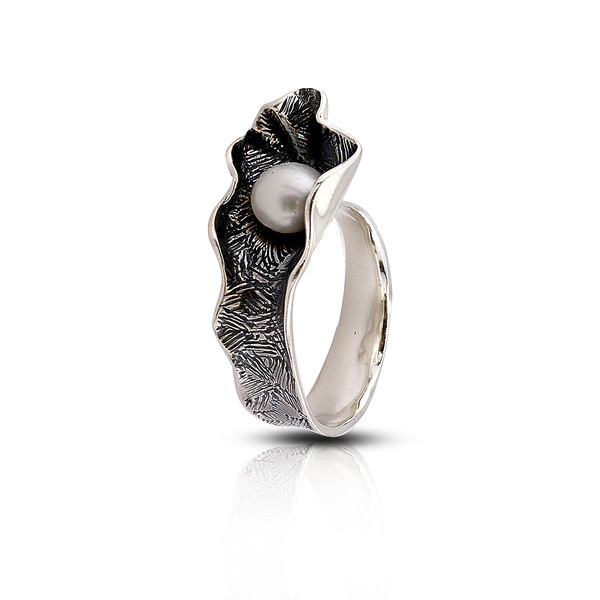 Ring with pearls 1706371